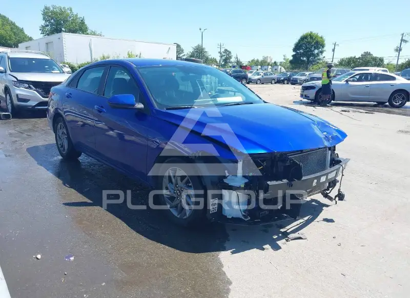 2024 Hyundai Elantra фото