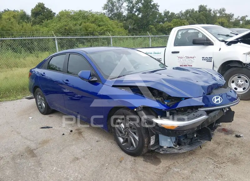 2024 Hyundai Elantra фото