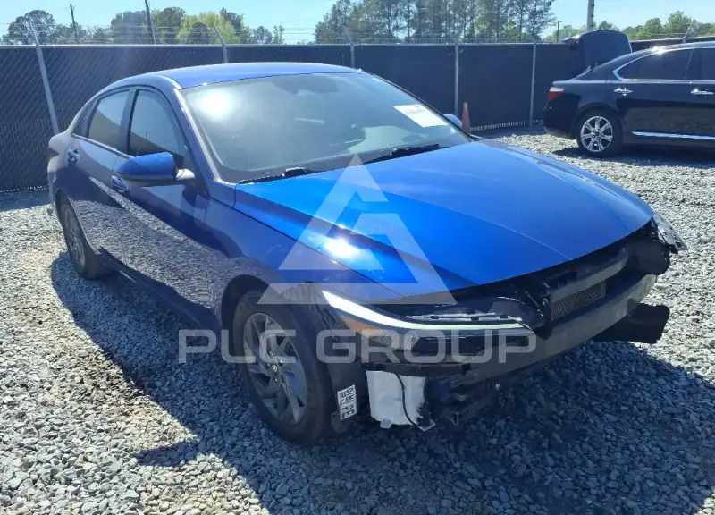 2024 Hyundai Elantra фото