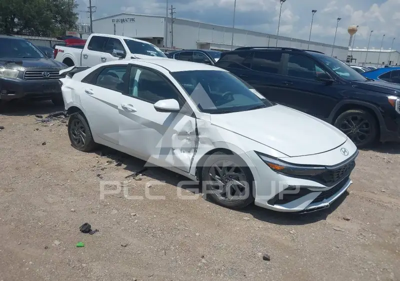 2024 Hyundai Elantra фото