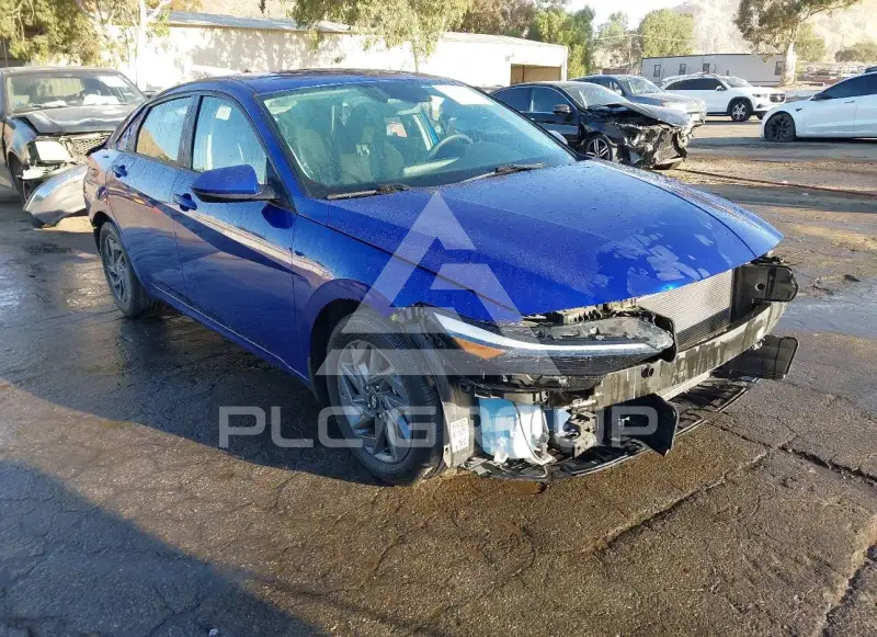 2024 Hyundai Elantra фото