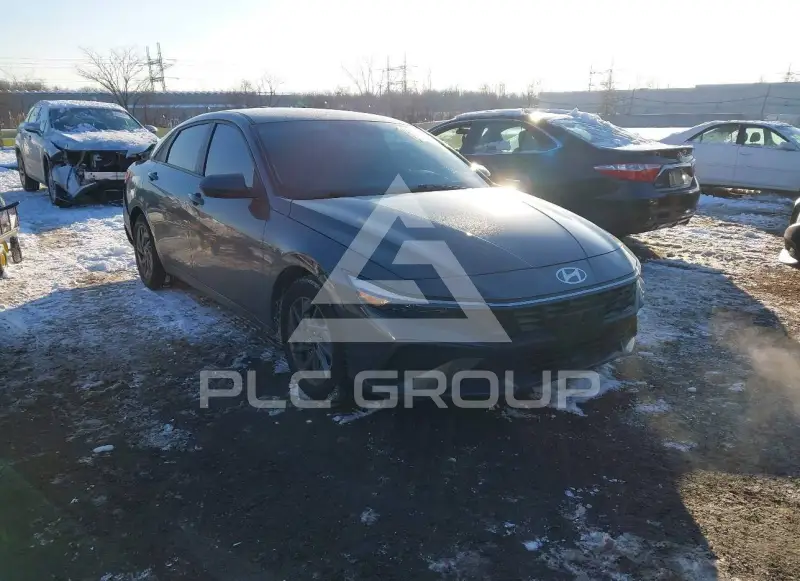 2024 Hyundai Elantra фото