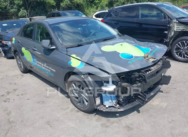 2024 Hyundai Elantra фото