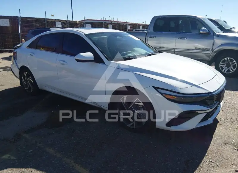 2024 Hyundai Elantra фото