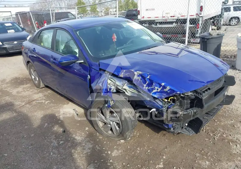 2024 Hyundai Elantra photo