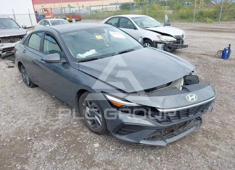 2024 Hyundai Elantra photo