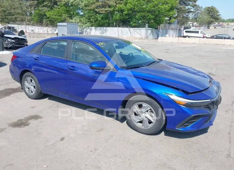 2024 Hyundai Elantra photo