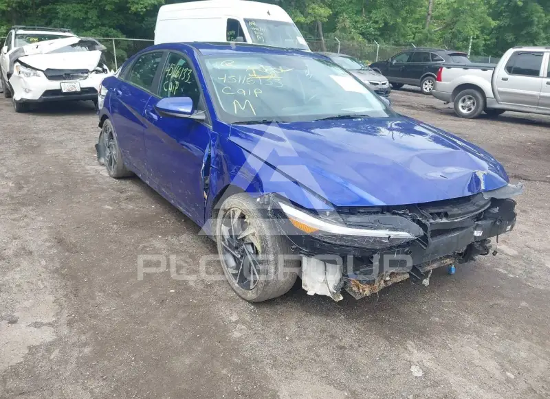 2024 Hyundai Elantra photo