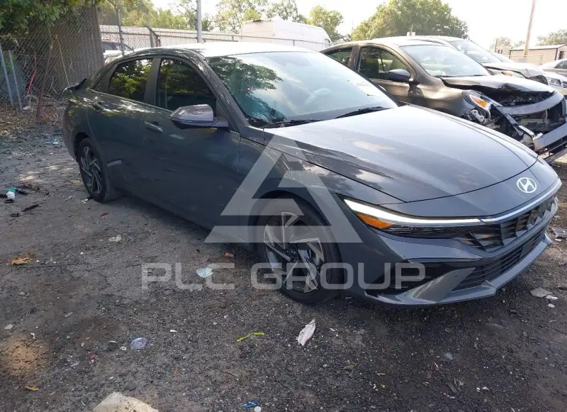 2024 Hyundai Elantra фото