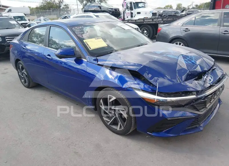 2024 Hyundai Elantra фото
