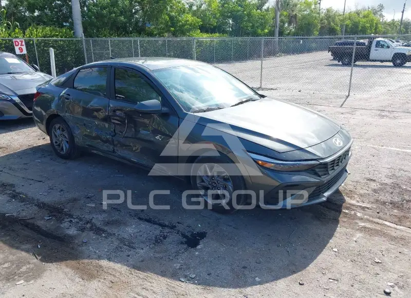 2024 Hyundai Elantra photo