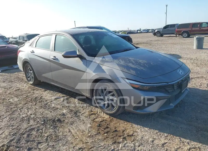 2024 Hyundai Elantra фото