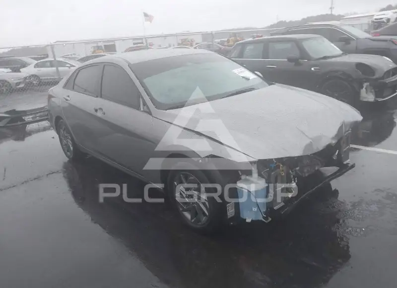 2024 Hyundai Elantra фото