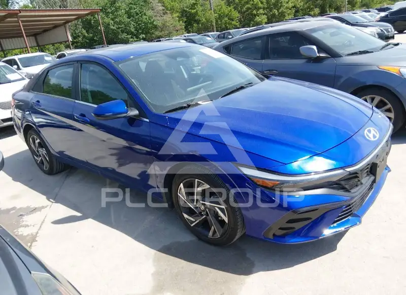 2024 Hyundai Elantra фото