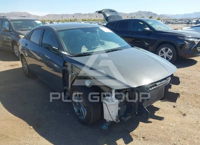 2024 Hyundai Elantra photo
