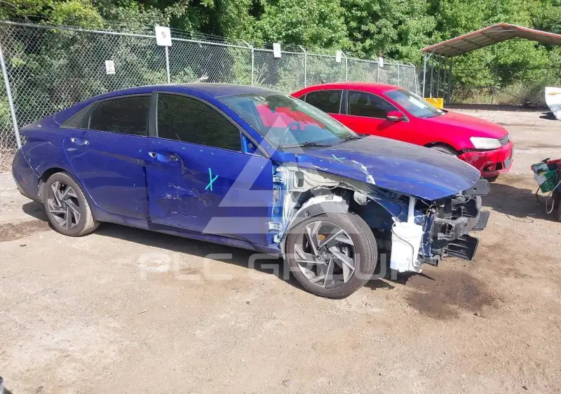 2024 Hyundai Elantra фото