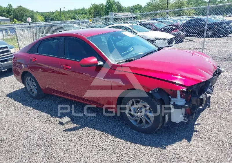 2024 Hyundai Elantra фото
