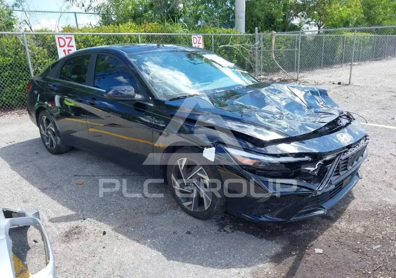 2024 Hyundai Elantra фото
