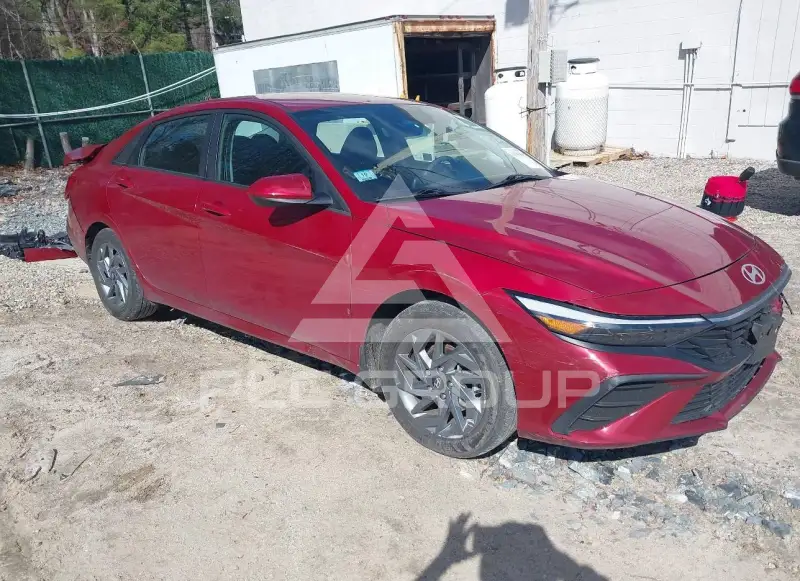 2024 Hyundai Elantra photo