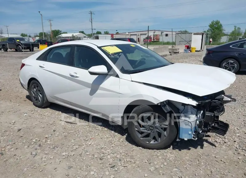2024 Hyundai Elantra фото