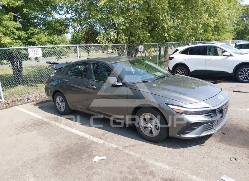 2024 Hyundai Elantra photo