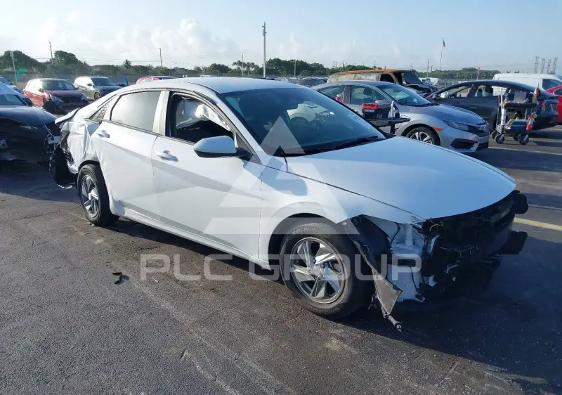 2024 Hyundai Elantra photo