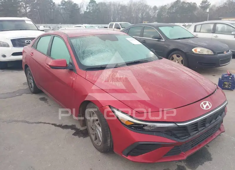 2024 Hyundai Elantra photo