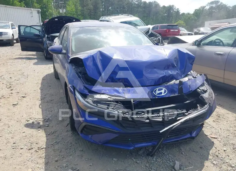 2024 Hyundai Elantra фото