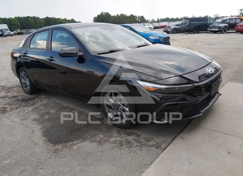 2024 Hyundai Elantra photo
