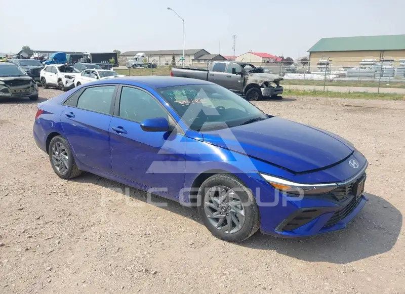 2024 Hyundai Elantra фото