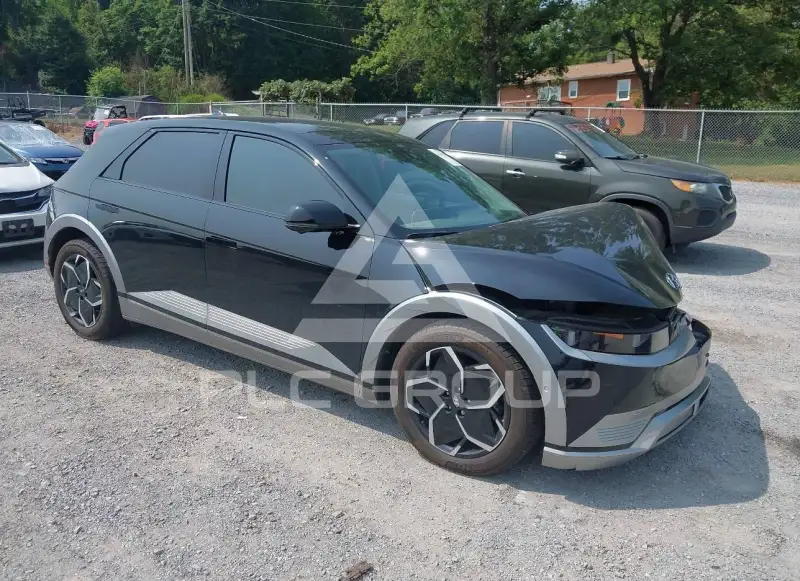 2024 Hyundai Ioniq photo