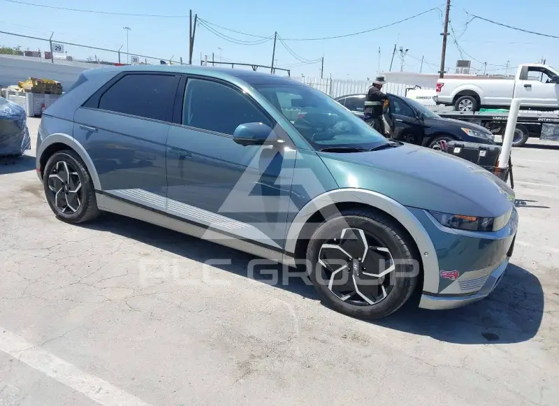 2024 Hyundai Ioniq photo