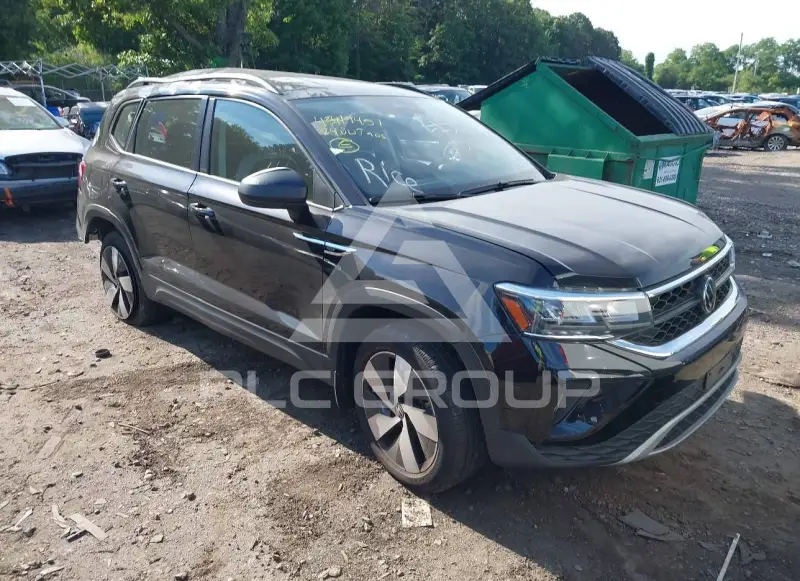 2024 Volkswagen Taos photo