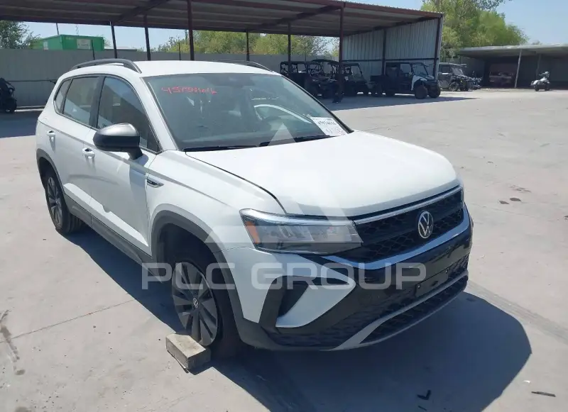 2024 Volkswagen Taos photo