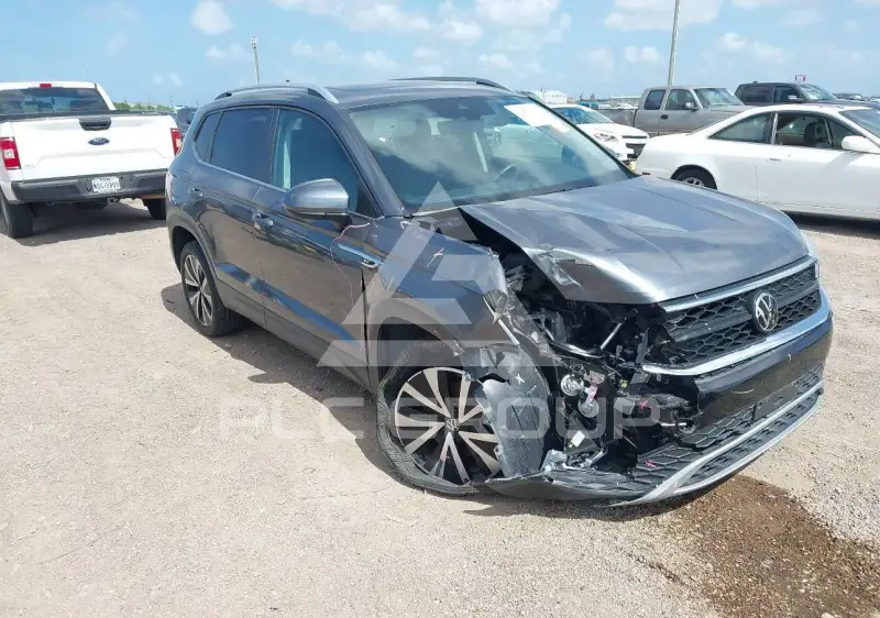 2024 Volkswagen Taos photo