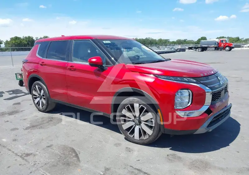 2025 Mitsubishi OUTLANDER фото