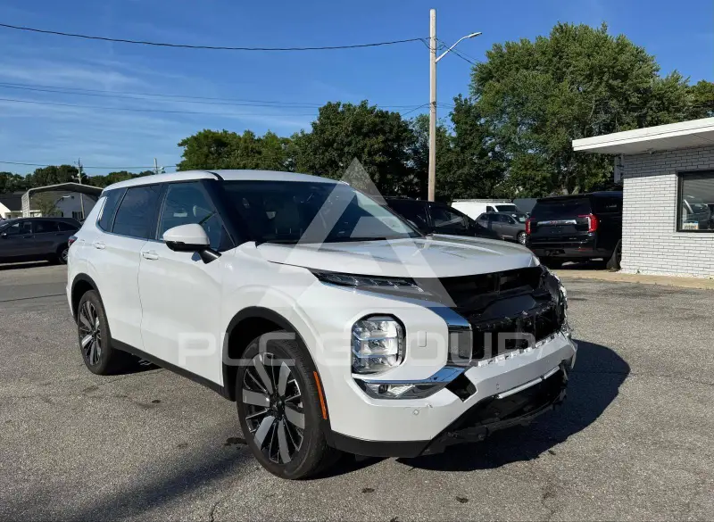 2025 Mitsubishi OUTLANDER фото