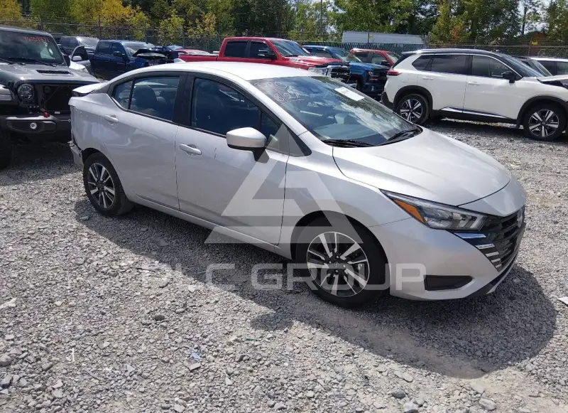 2025 Nissan VERSA фото