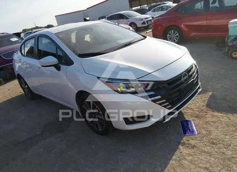 2025 Nissan VERSA фото