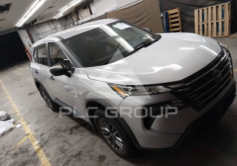 2025 Nissan ROGUE photo