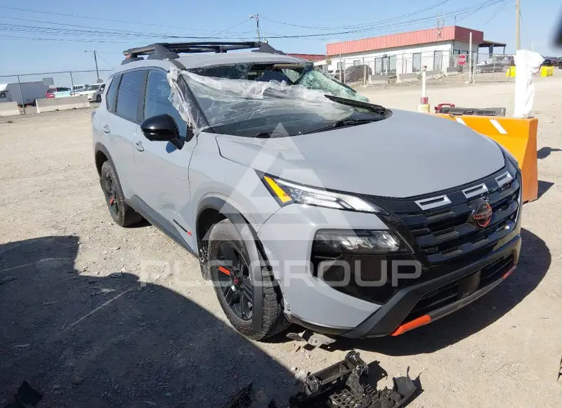 2025 Nissan ROGUE фото