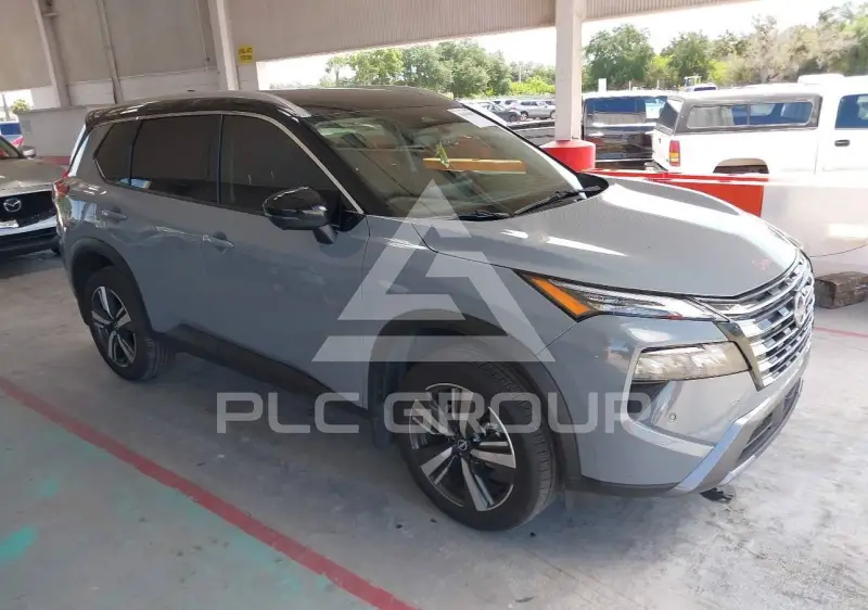 2025 Nissan ROGUE photo