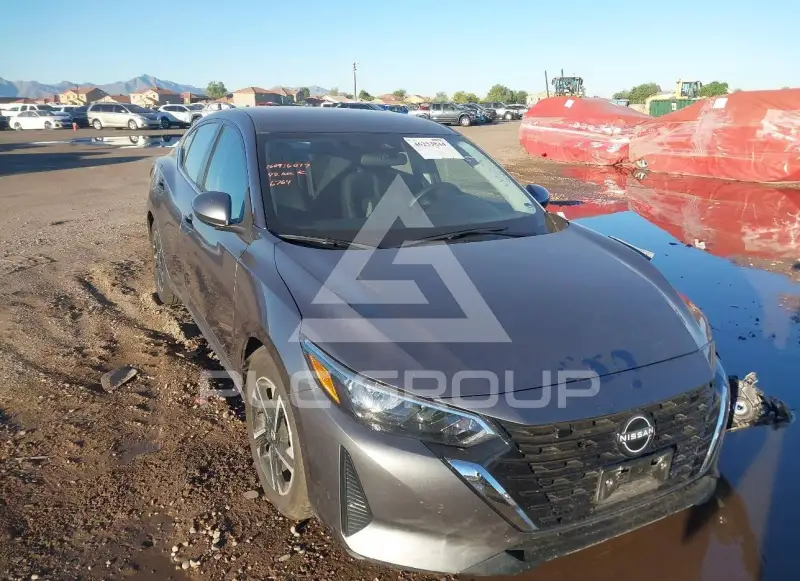 2025 Nissan SENTRA фото