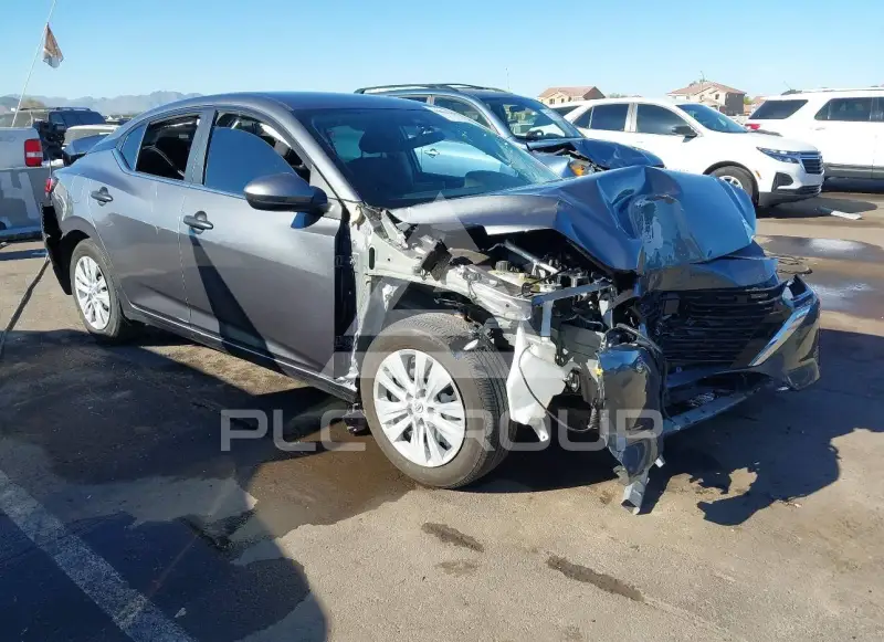 2025 Nissan SENTRA photo