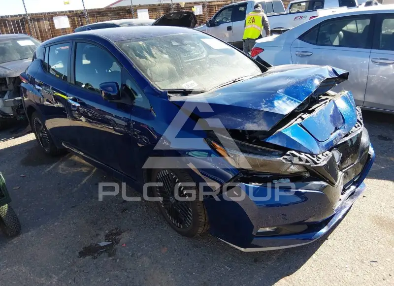2025 Nissan LEAF фото