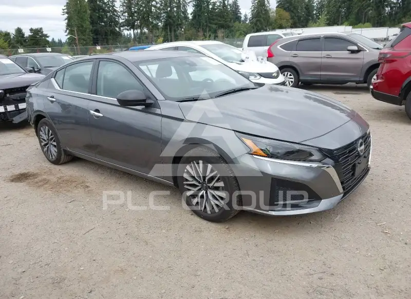 2025 Nissan ALTIMA photo