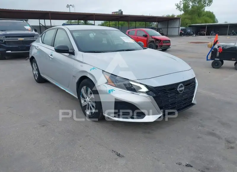 2025 Nissan ALTIMA фото