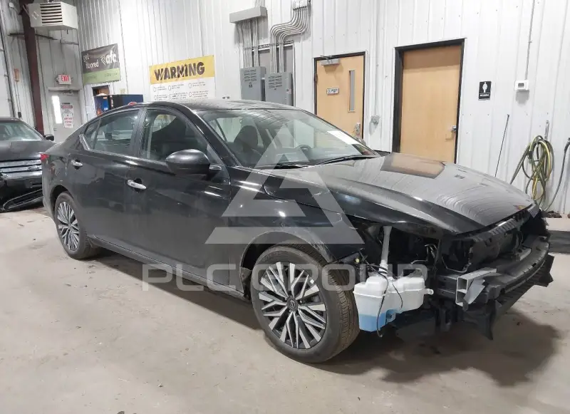 2025 Nissan ALTIMA фото