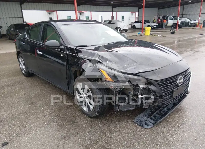 2025 Nissan ALTIMA photo