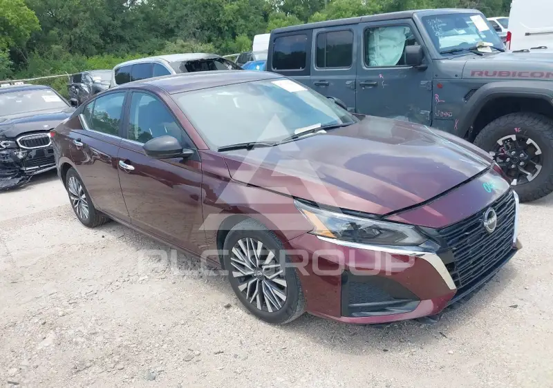 2025 Nissan ALTIMA photo